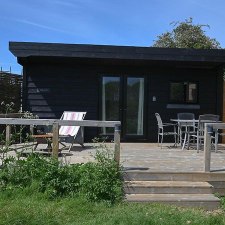 Отель The Hut - A Shepherd'S Hut On Our Family Farm In Warwickshire Ившем Экстерьер фото